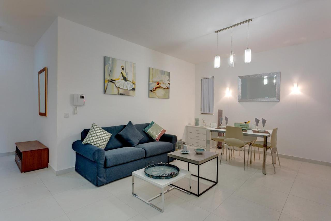 Modern Apartment In The Best Location, Perfect For Families Sliema Extérieur photo