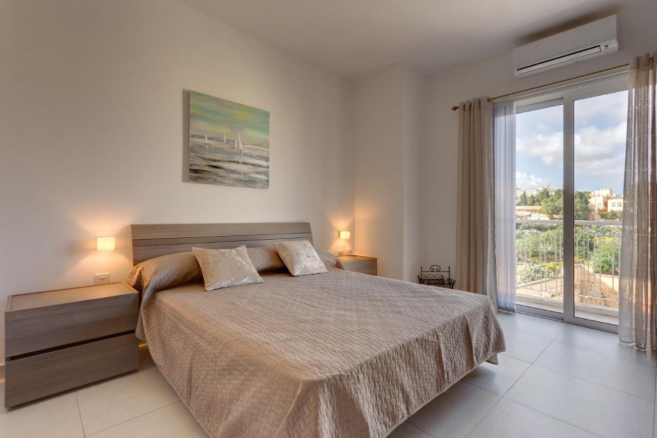 Modern Apartment In The Best Location, Perfect For Families Sliema Extérieur photo