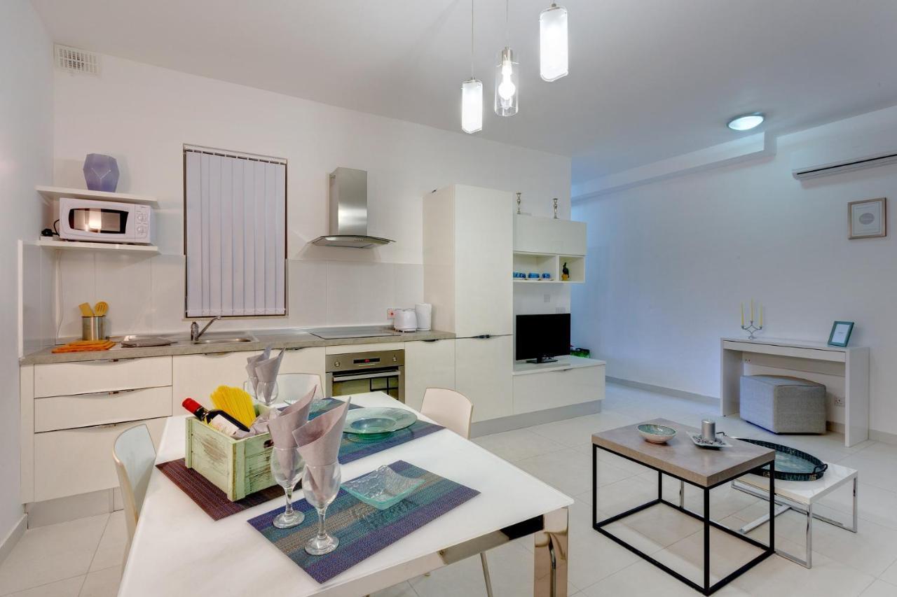 Modern Apartment In The Best Location, Perfect For Families Sliema Extérieur photo
